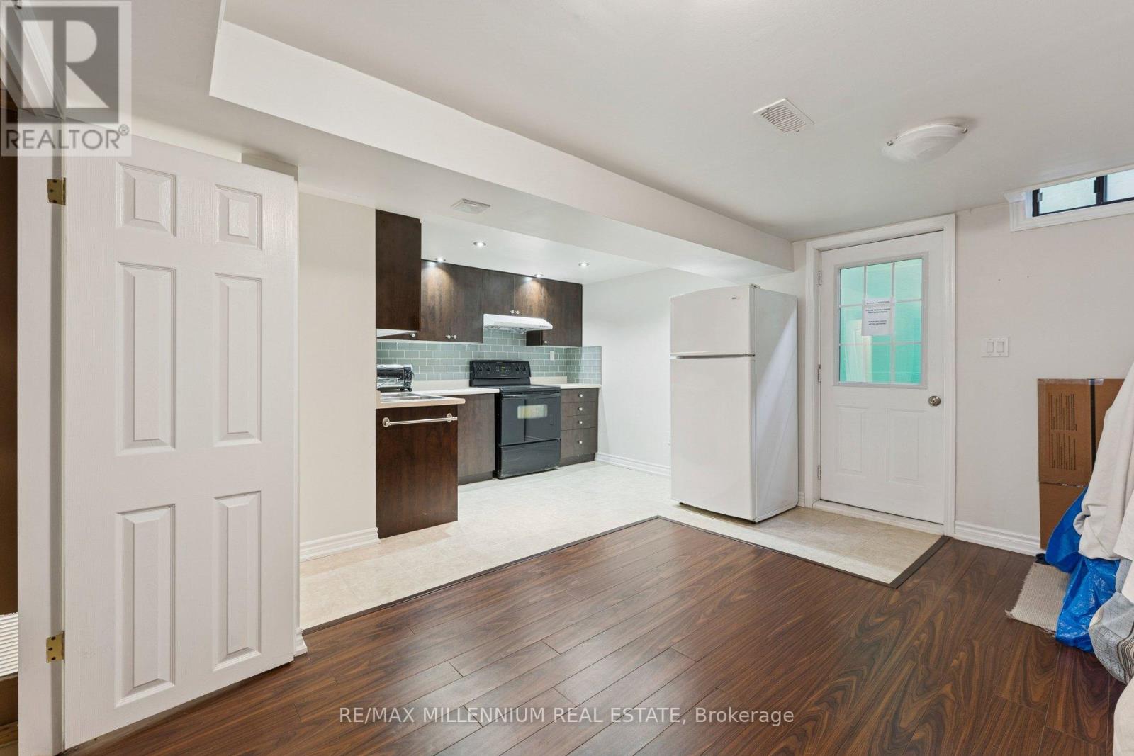 17 Haley Court, Brampton, Ontario  L6S 1N6 - Photo 29 - W12763958