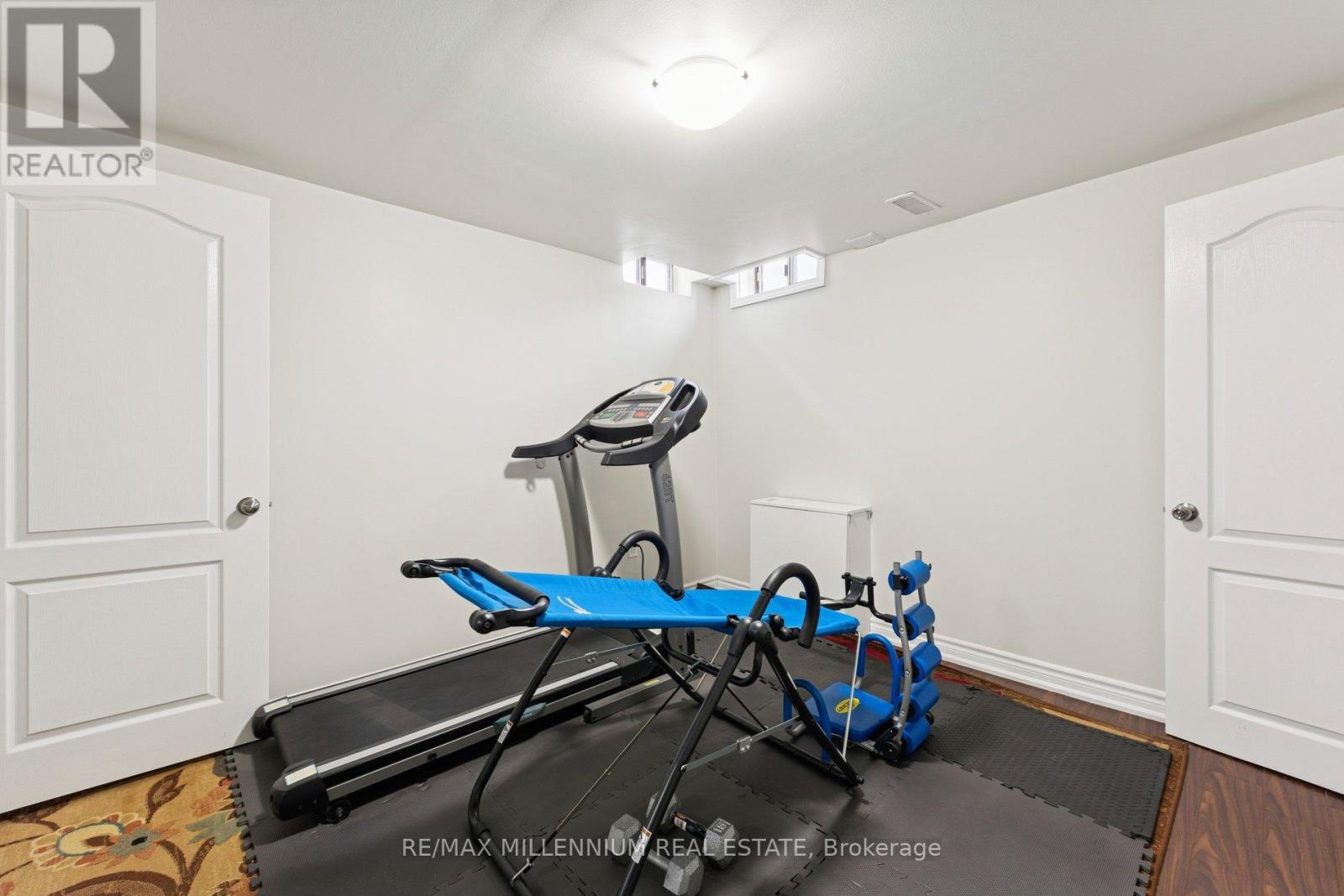 17 Haley Court, Brampton, Ontario  L6S 1N6 - Photo 36 - W12763958