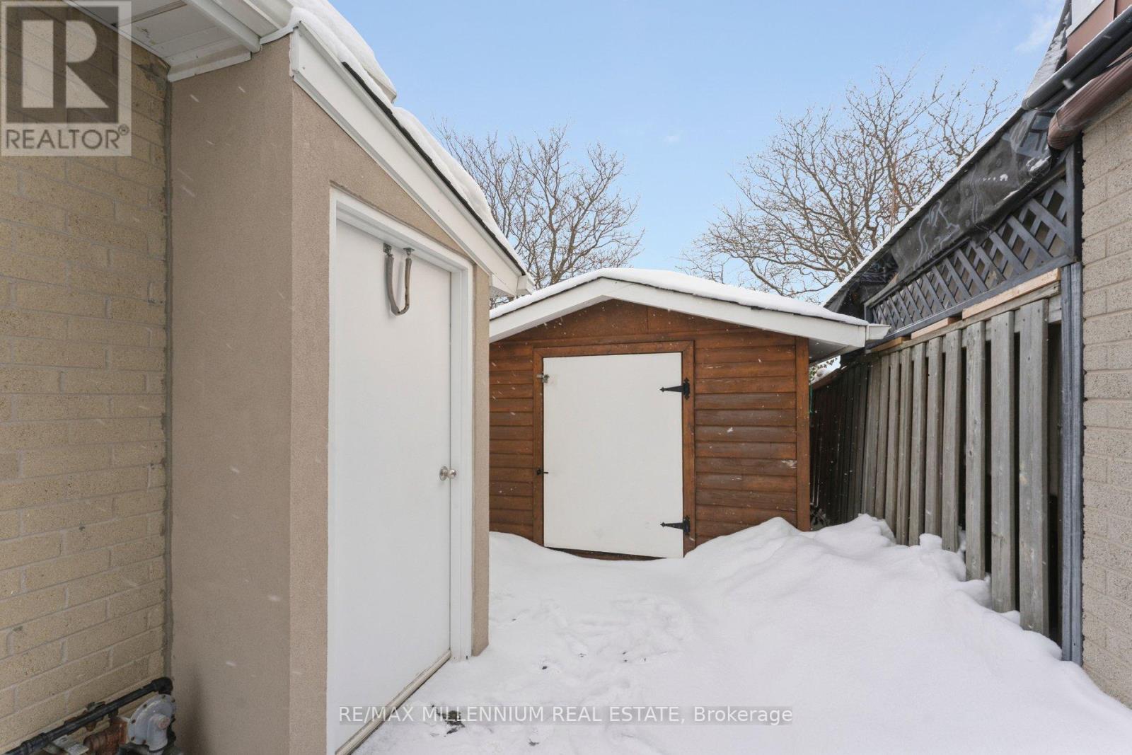 17 Haley Court, Brampton, Ontario  L6S 1N6 - Photo 50 - W12763958