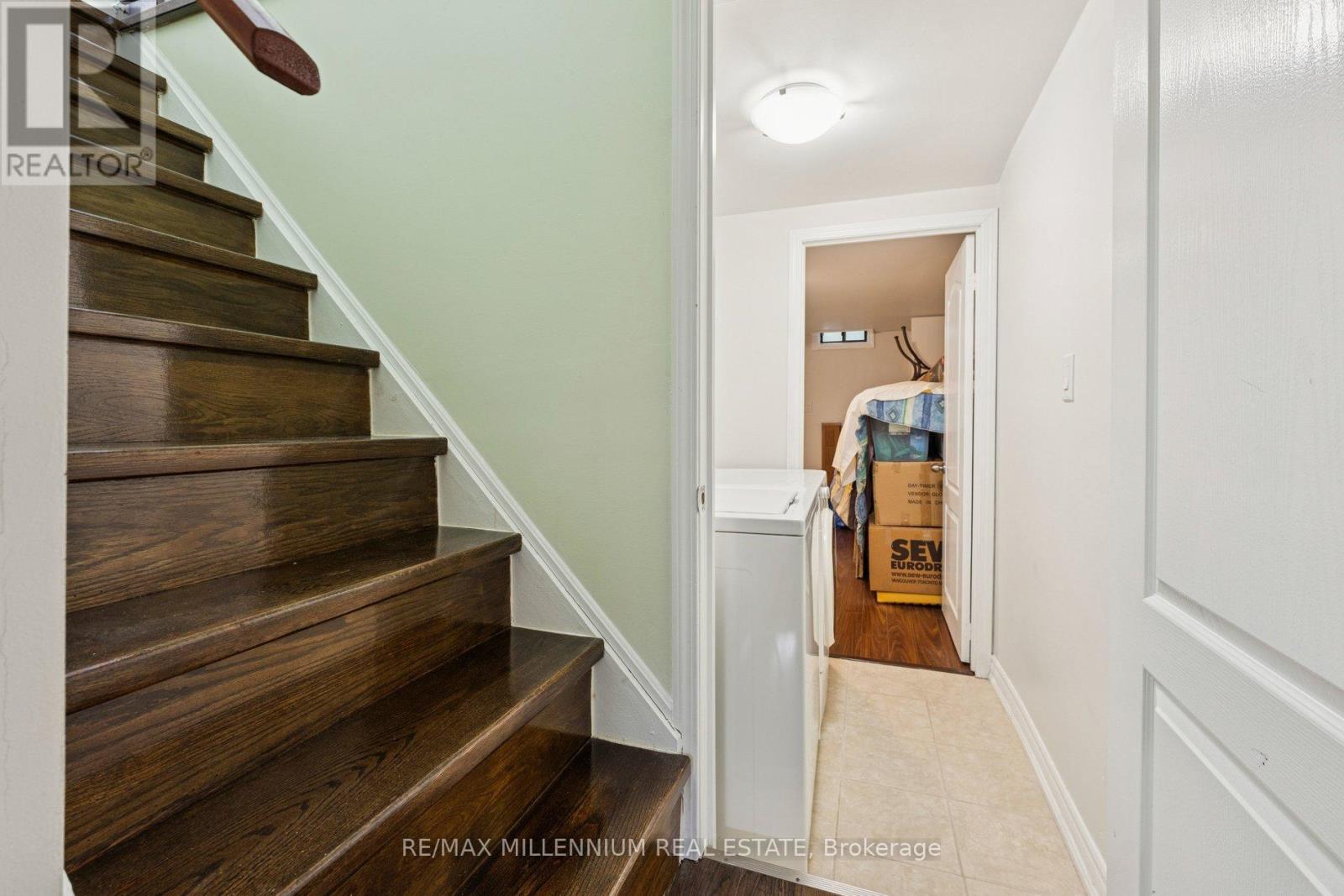 17 Haley Court, Brampton, Ontario  L6S 1N6 - Photo 39 - W12763958