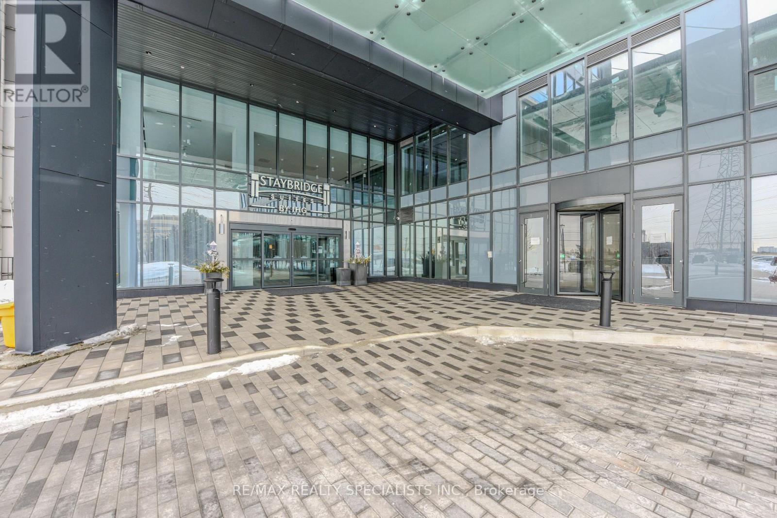 425 - 600 Dixon Road W, Toronto, Ontario  M9W 1J1 - Photo 5 - W12768574