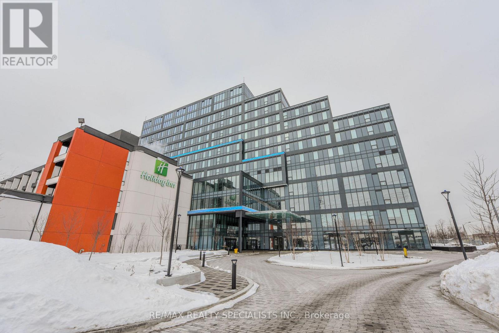 425 - 600 Dixon Road W, Toronto, Ontario  M9W 1J1 - Photo 2 - W12768574