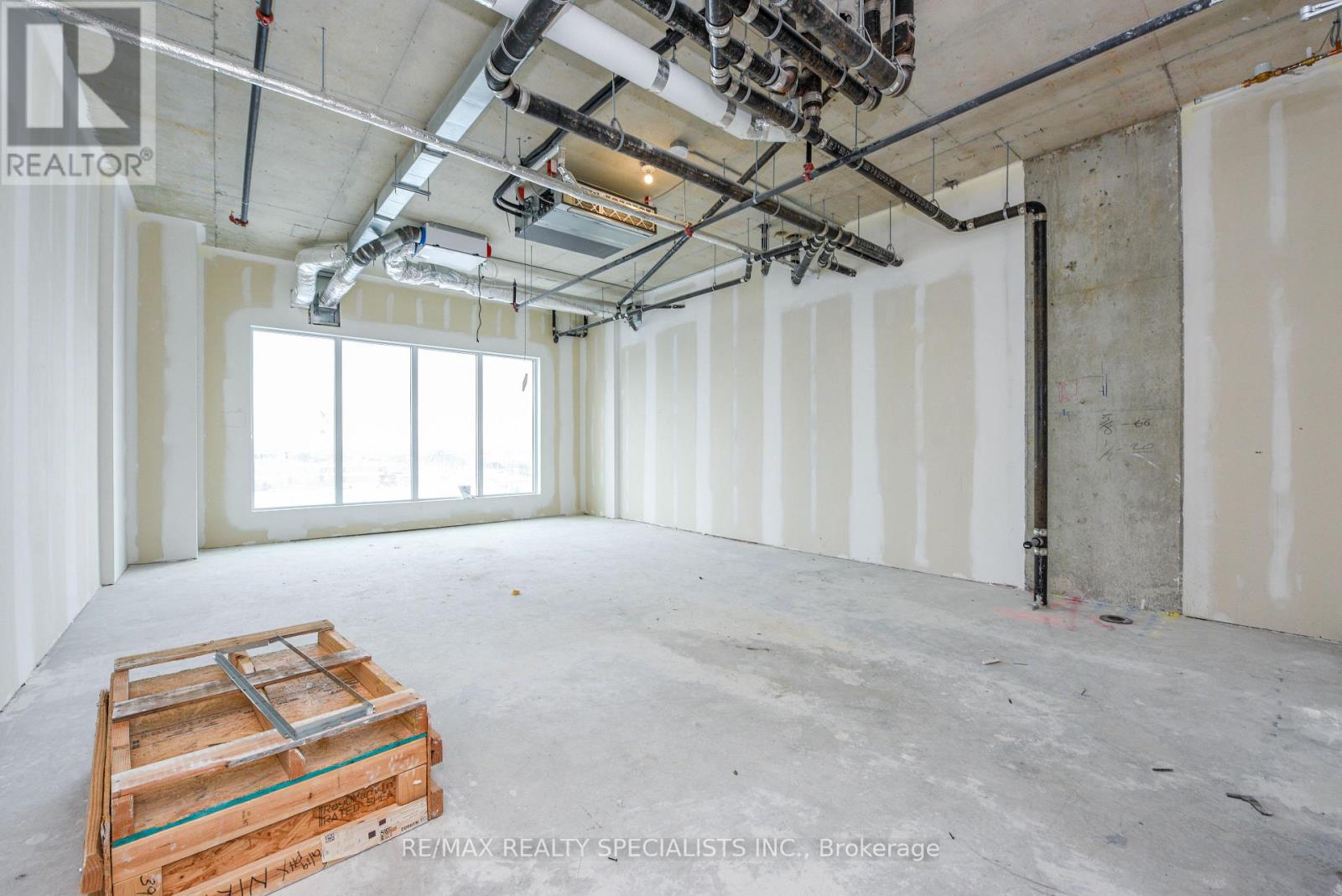 425 - 600 Dixon Road W, Toronto, Ontario  M9W 1J1 - Photo 21 - W12768574