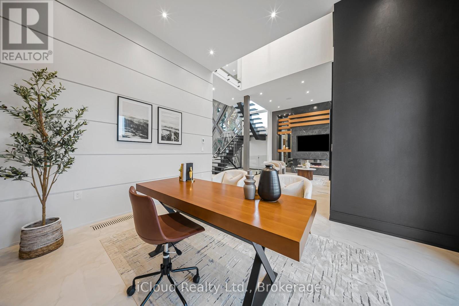 1374 Tansley Drive, Oakville, Ontario  L6L 2N4 - Photo 32 - W12768750