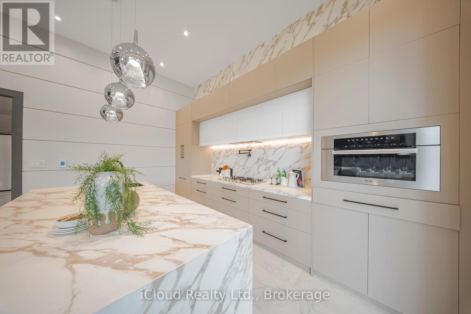 1374 Tansley Drive, Oakville, Ontario  L6L 2N4 - Photo 37 - W12768750