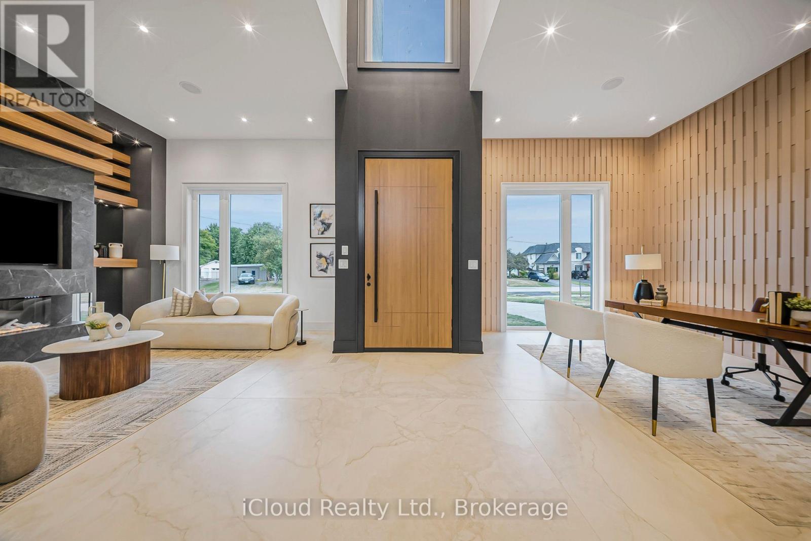 1374 Tansley Drive, Oakville, Ontario  L6L 2N4 - Photo 5 - W12768750