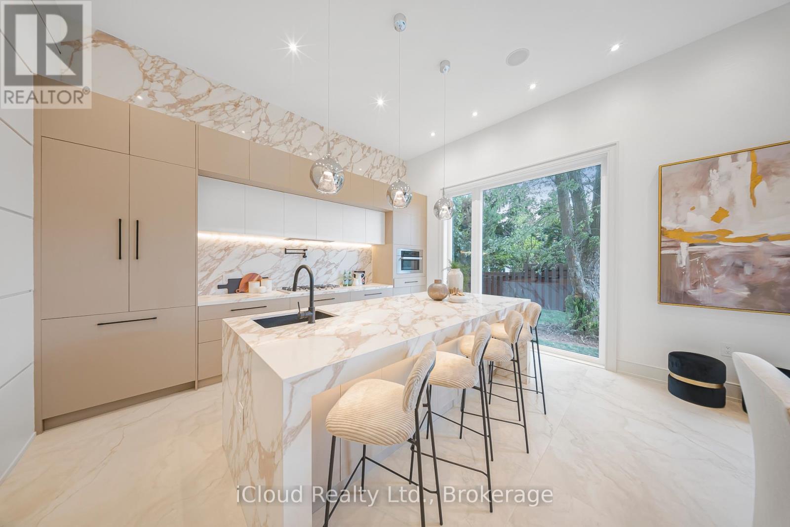 1374 Tansley Drive, Oakville, Ontario  L6L 2N4 - Photo 8 - W12768750