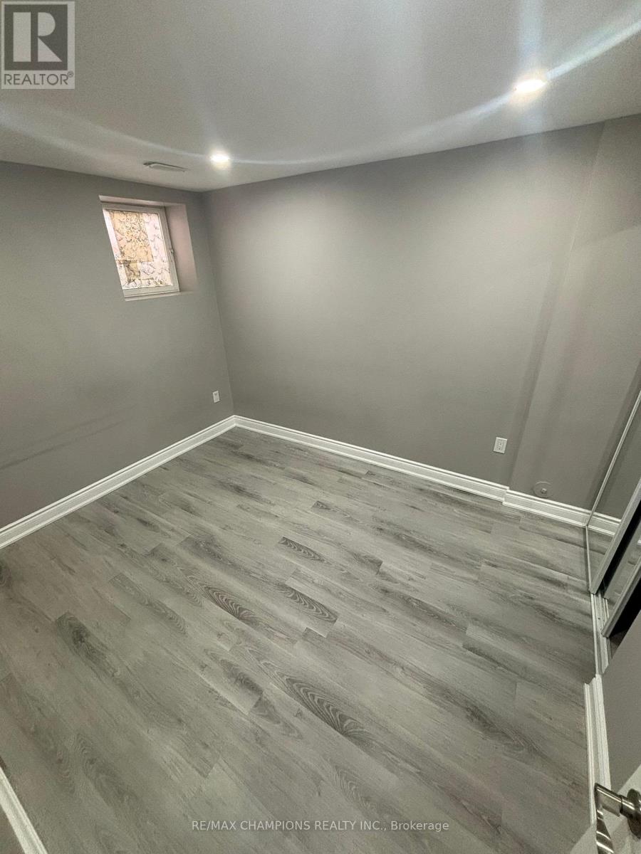 23 SLEIGHTHOLME CRESCENT, brampton (bram east), Ontario