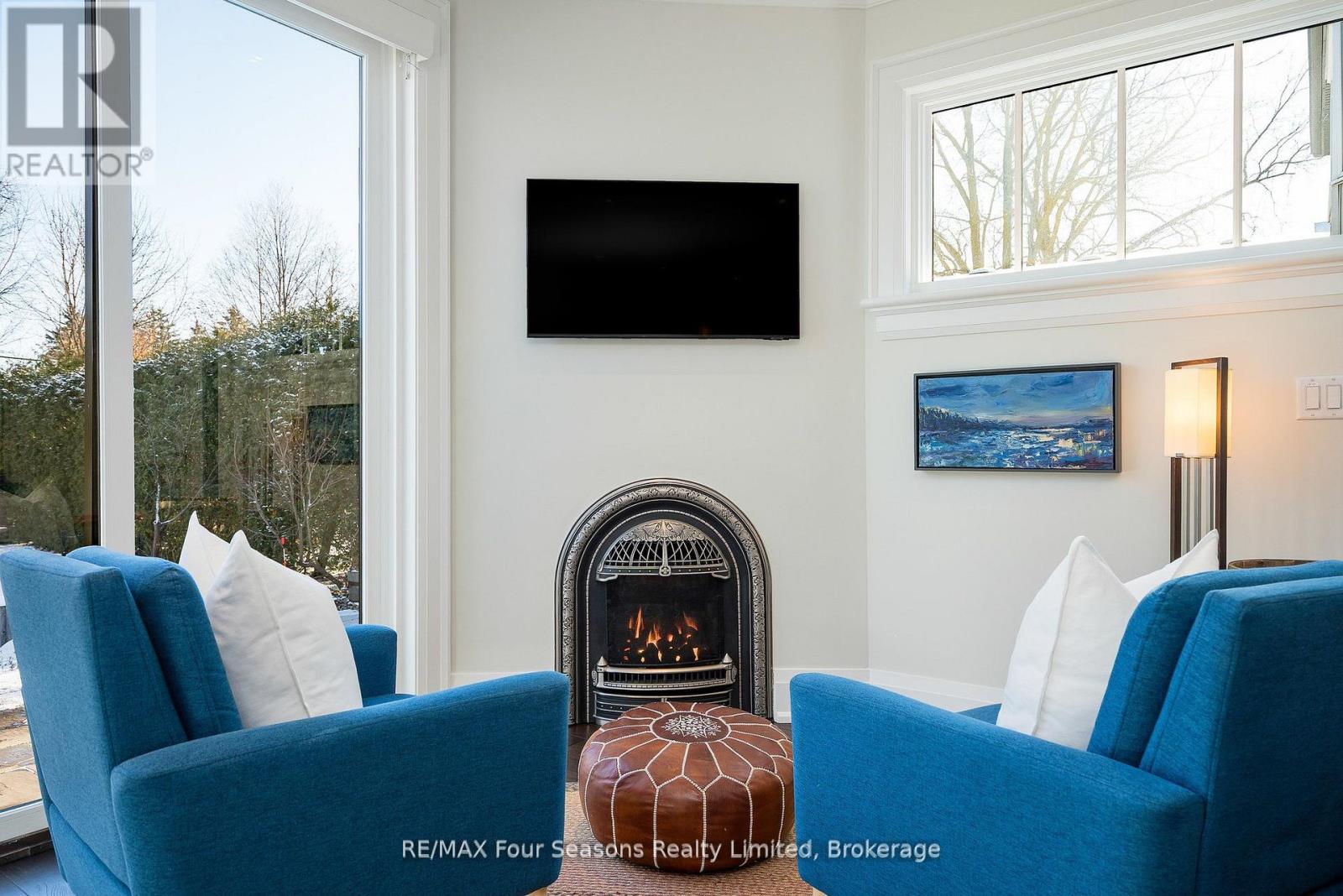 213 Birch Street, Collingwood, Ontario  L9Y 2V5 - Photo 10 - S12768806