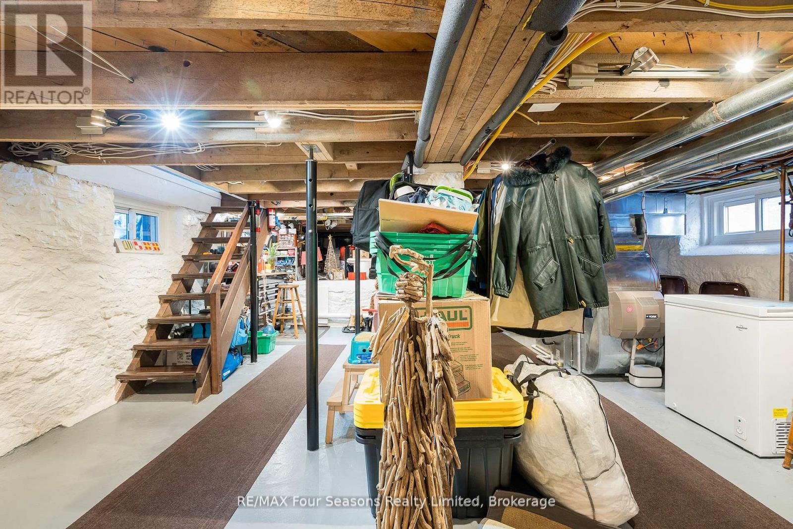 213 Birch Street, Collingwood, Ontario  L9Y 2V5 - Photo 46 - S12768806