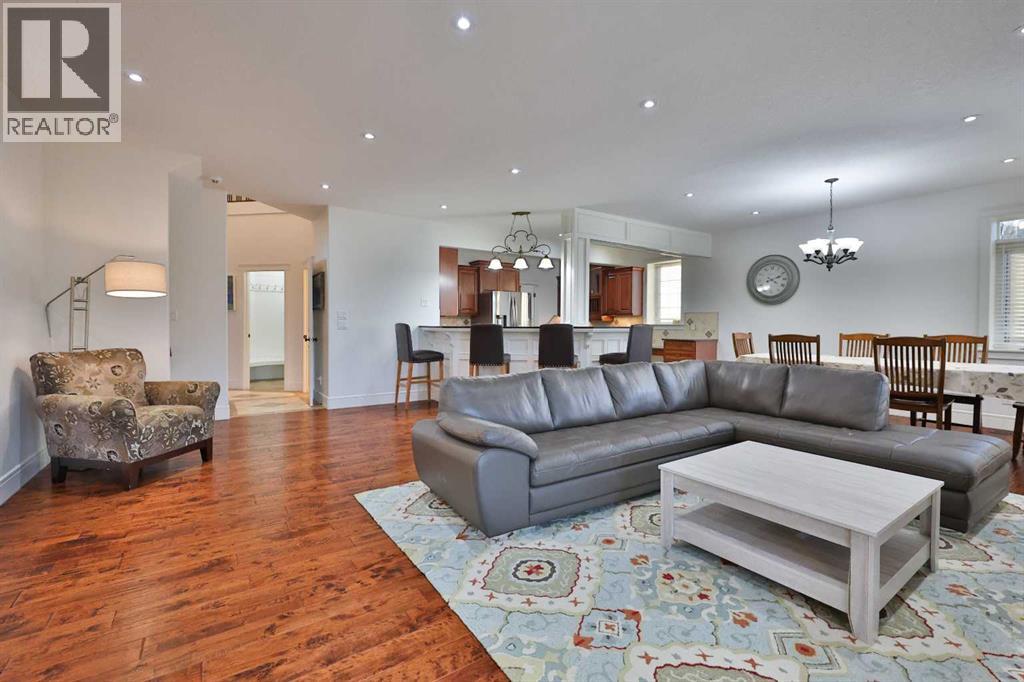 213 E 350 S, Raymond, Alberta  T0K 2S0 - Photo 13 - A2281456