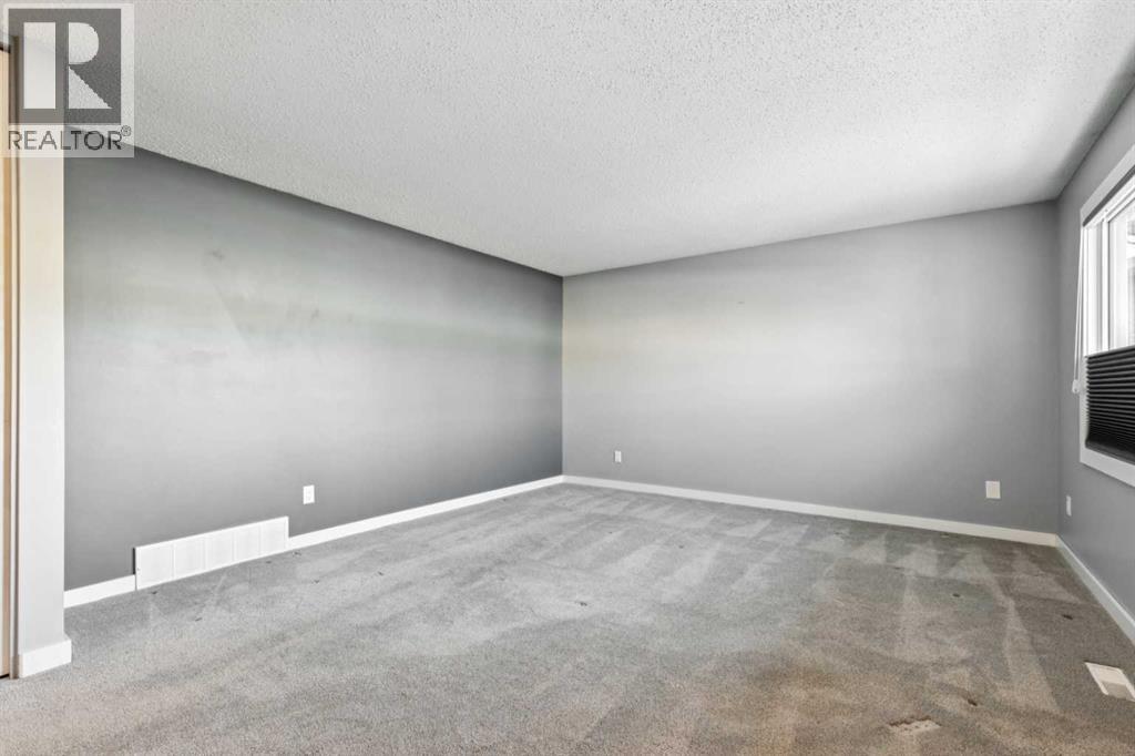 5423 Madigan Drive Ne, Calgary, Alberta  T2A 5T5 - Photo 18 - A2278593