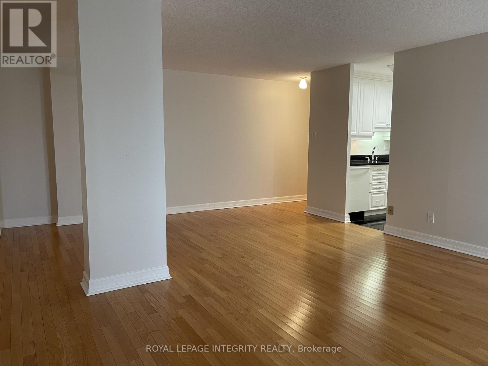 1006 - 71 Somerset Street W, Ottawa, Ontario  K2P 2G2 - Photo 14 - X12768844