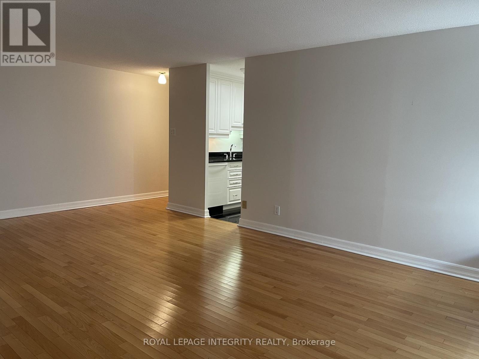 1006 - 71 Somerset Street W, Ottawa, Ontario  K2P 2G2 - Photo 18 - X12768844