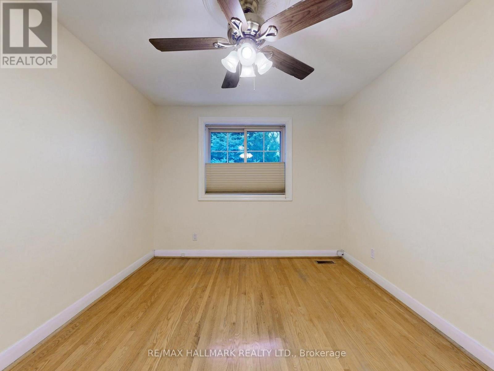 142 Barber Greene Road, Toronto, Ontario  M3C 2A6 - Photo 21 - C12663072