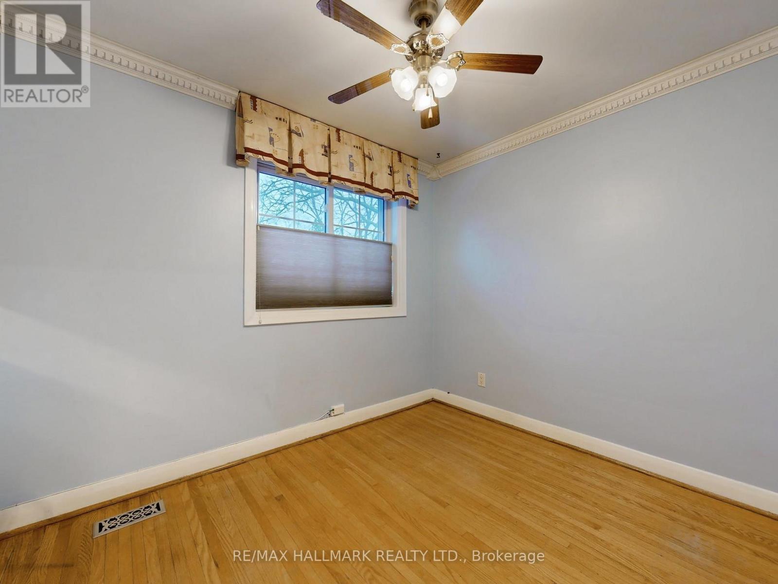 142 Barber Greene Road, Toronto, Ontario  M3C 2A6 - Photo 25 - C12663072