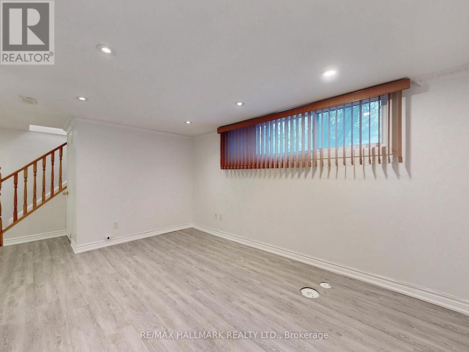 142 Barber Greene Road, Toronto, Ontario  M3C 2A6 - Photo 36 - C12663072