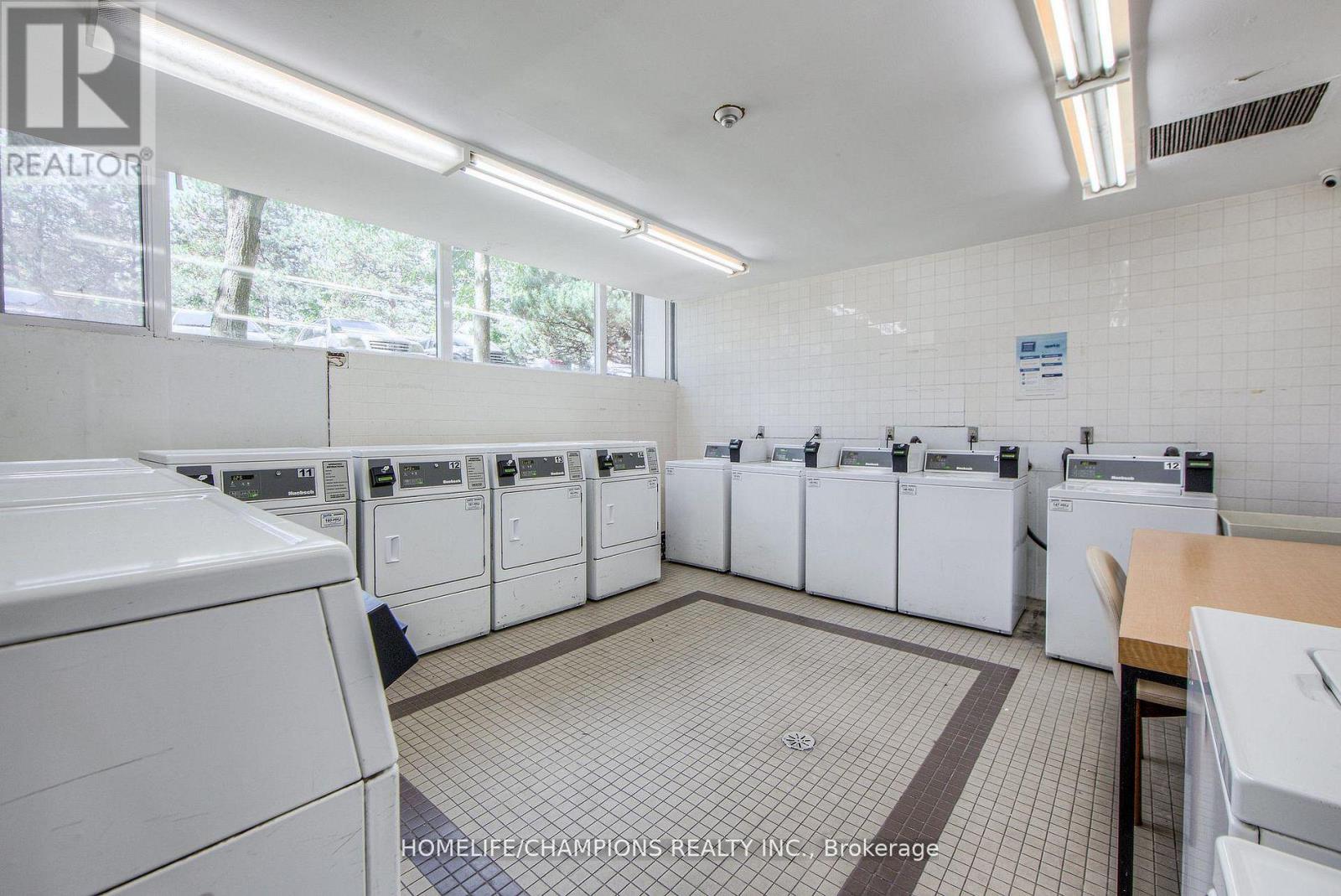 1210 - 100 Leeward Glenway, Toronto (Flemingdon Park), Ontario  M3C 2Z1 - Photo 24 - C12768848