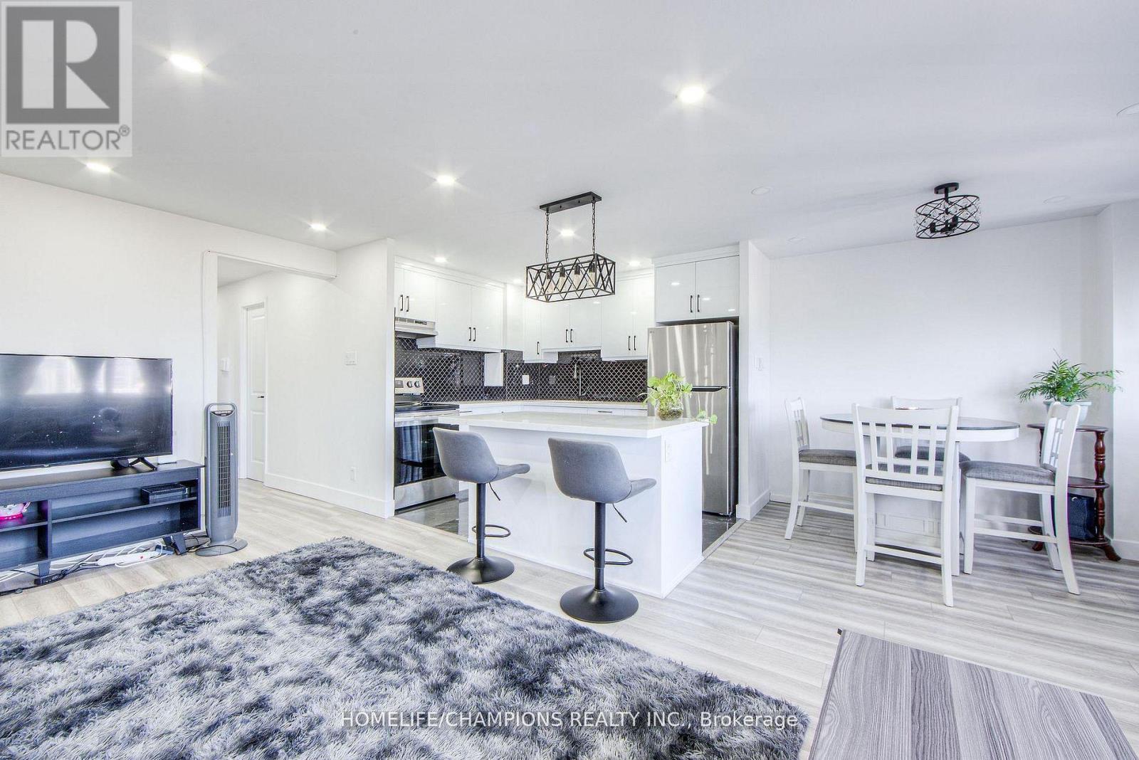 1210 - 100 Leeward Glenway, Toronto (Flemingdon Park), Ontario  M3C 2Z1 - Photo 5 - C12768848