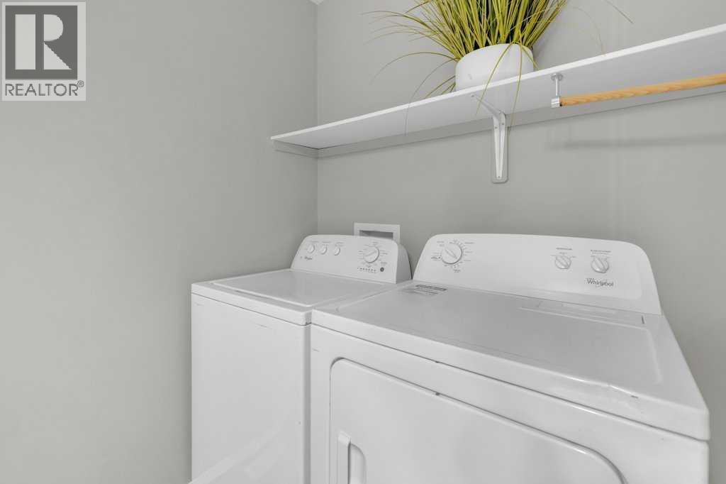 337 Addington Drive, Red Deer, Alberta  T4R 3H7 - Photo 8 - A2283493