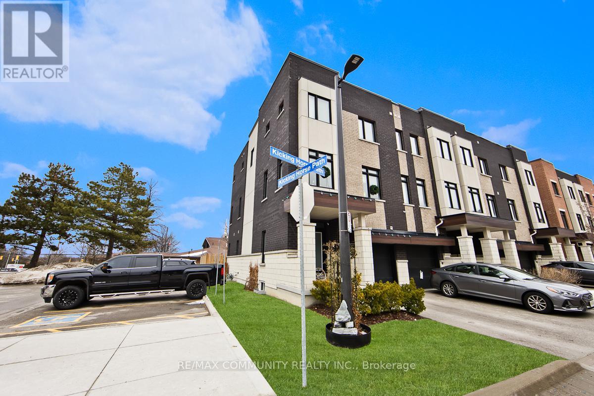 984 Kicking Horse Path, Oshawa (Mclaughlin), Ontario  L1J 0B4 - Photo 2 - E12768838