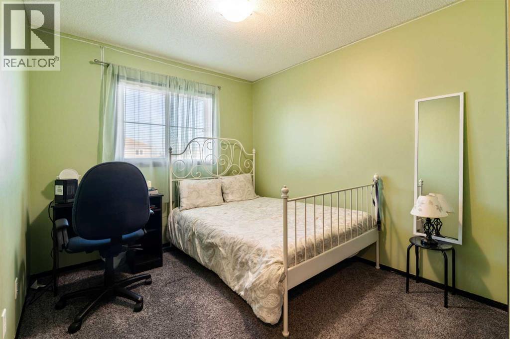 110 Eversyde Common Sw, Calgary, Alberta  T2Y 4Z6 - Photo 21 - A2284417