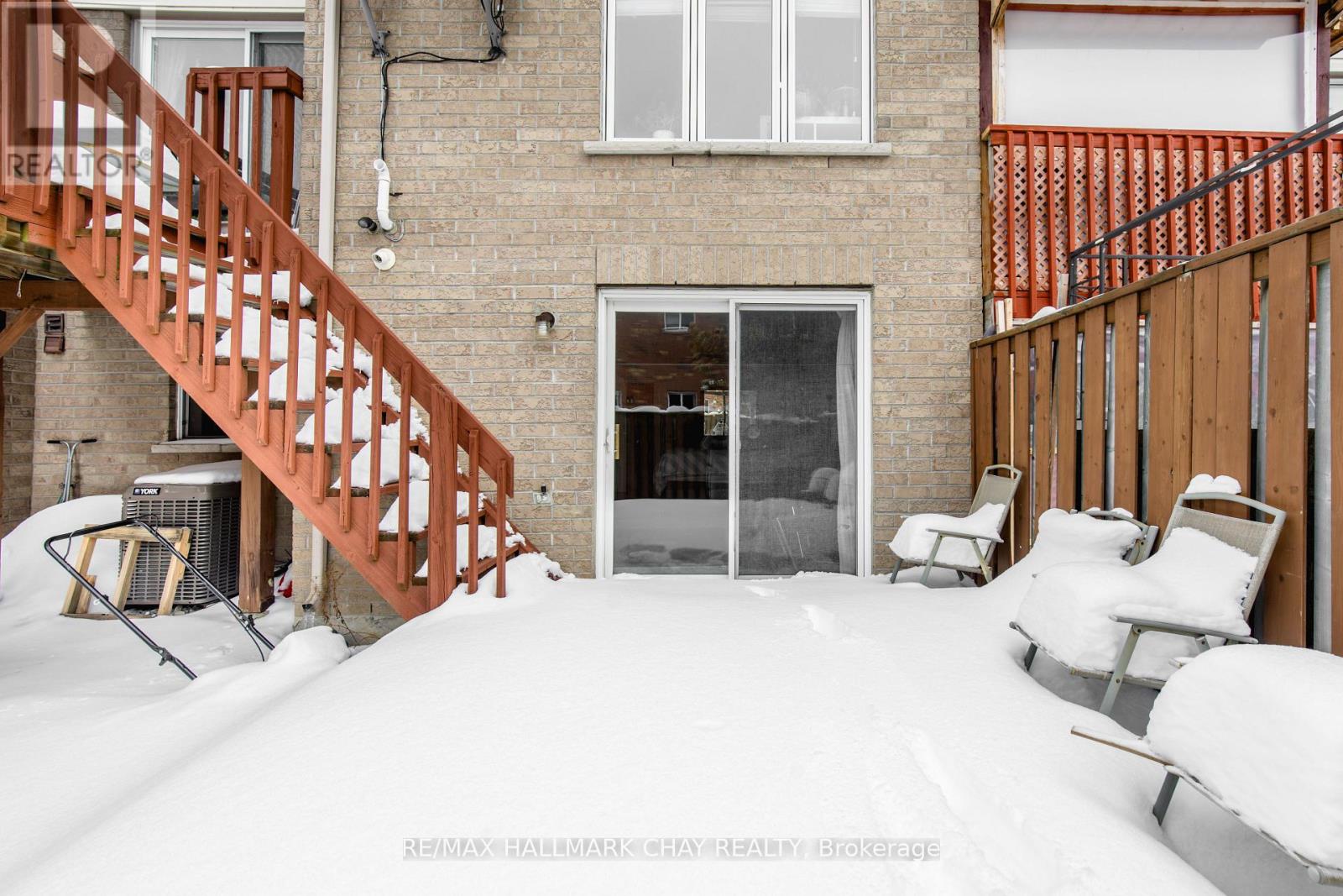 145 Millcliff Circle, Aurora (Aurora Grove), Ontario  L4G 7N8 - Photo 14 - N12768836