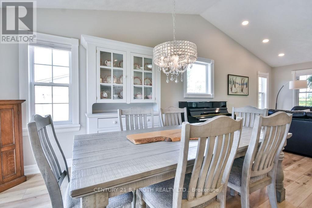 70 Line 12 South Line, Oro-Medonte, Ontario  L0L 1T0 - Photo 17 - S12747400