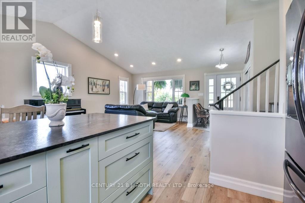 70 Line 12 South Line, Oro-Medonte, Ontario  L0L 1T0 - Photo 14 - S12747400