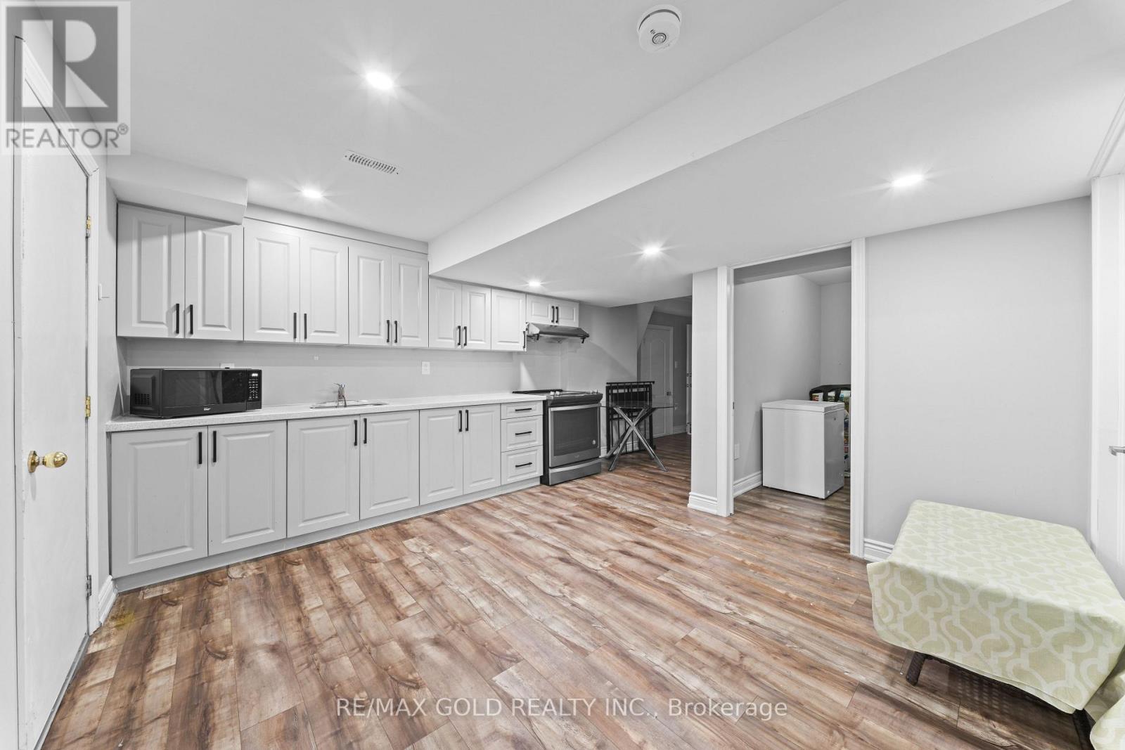 62 Bakersfield Road, Brampton (Vales Of Castlemore), Ontario  L6P 3Y5 - Photo 42 - W12766240