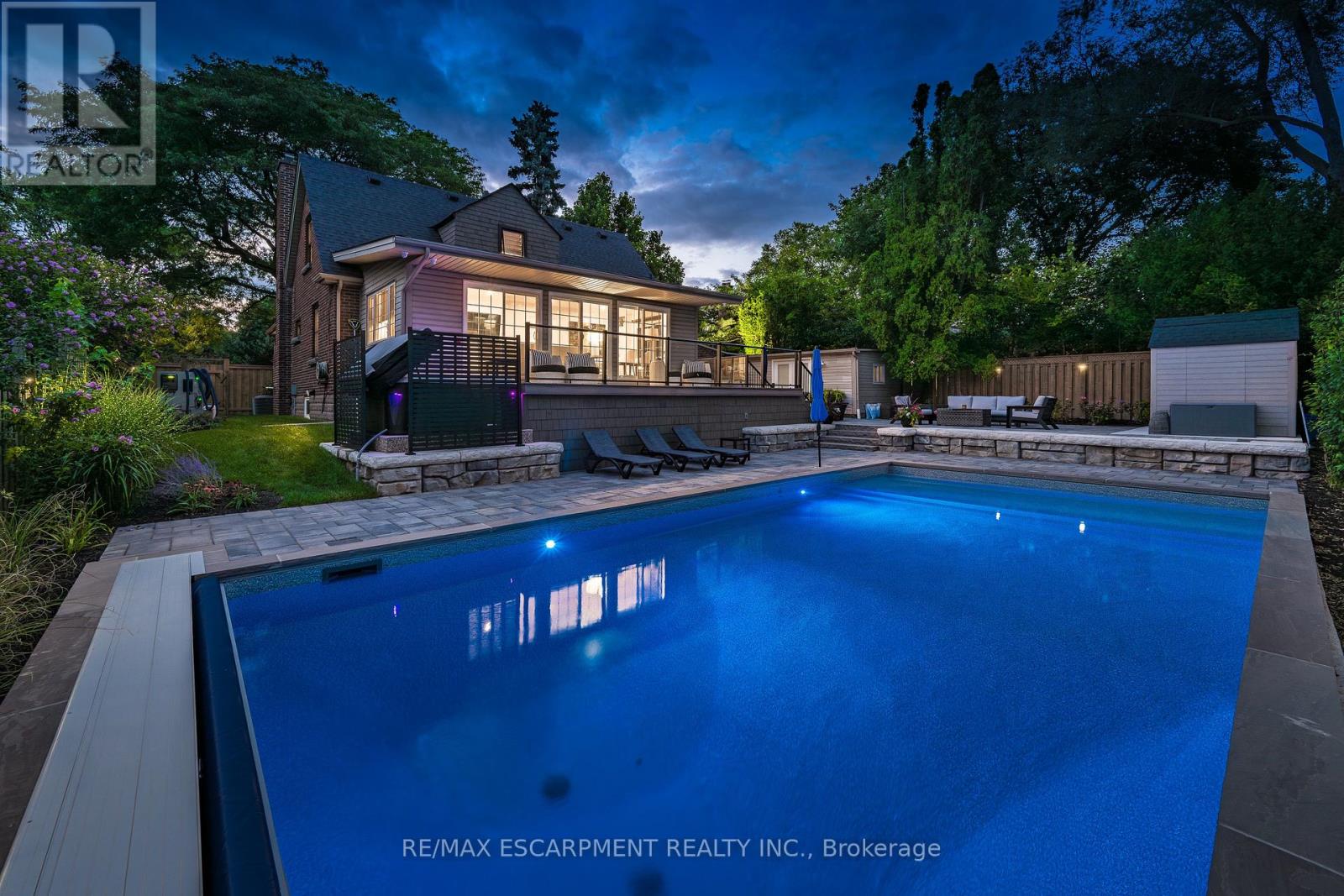 1390 Halifax Place, Burlington (Brant), Ontario  L7S 1J6 - Photo 42 - W12768764