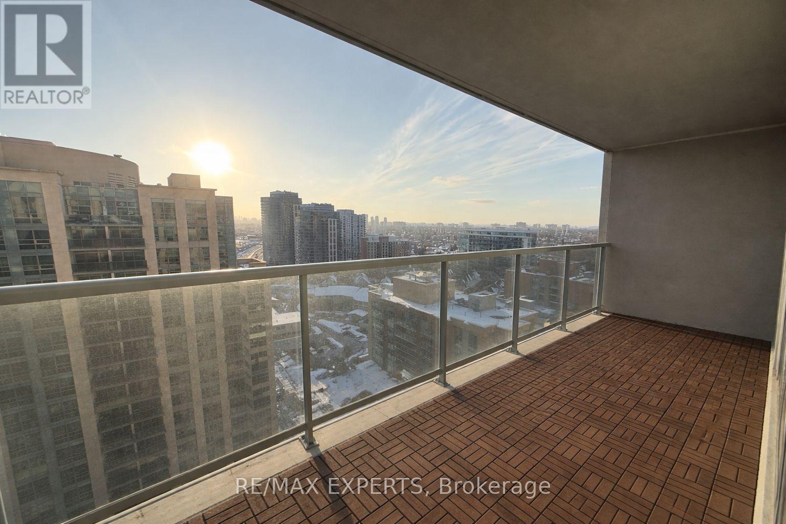 2105 - 5 Michael Power Place, Toronto, Ontario  M9A 0A3 - Photo 15 - W12768770
