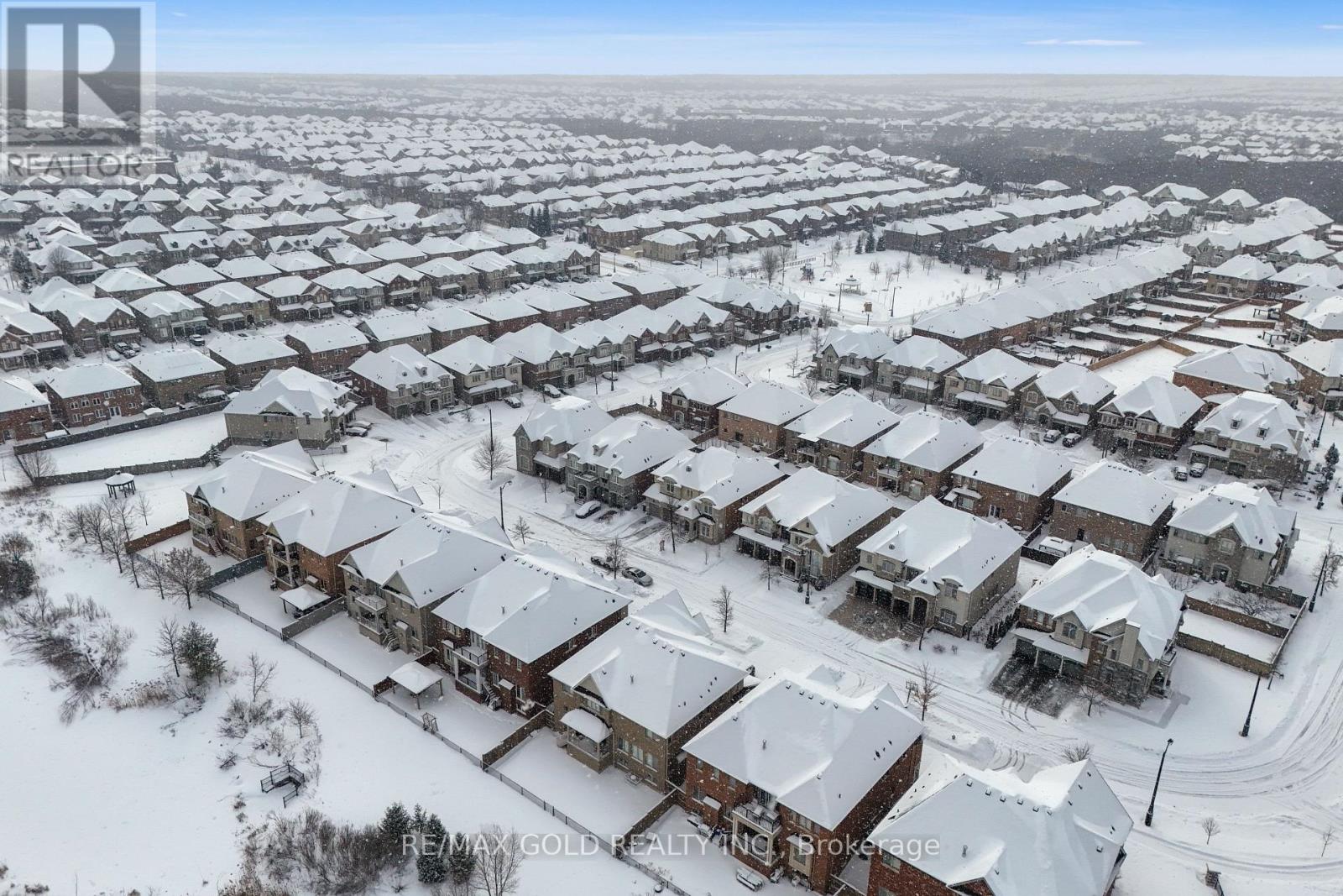 62 Bakersfield Road, Brampton (Vales Of Castlemore), Ontario  L6P 3Y5 - Photo 3 - W12766240