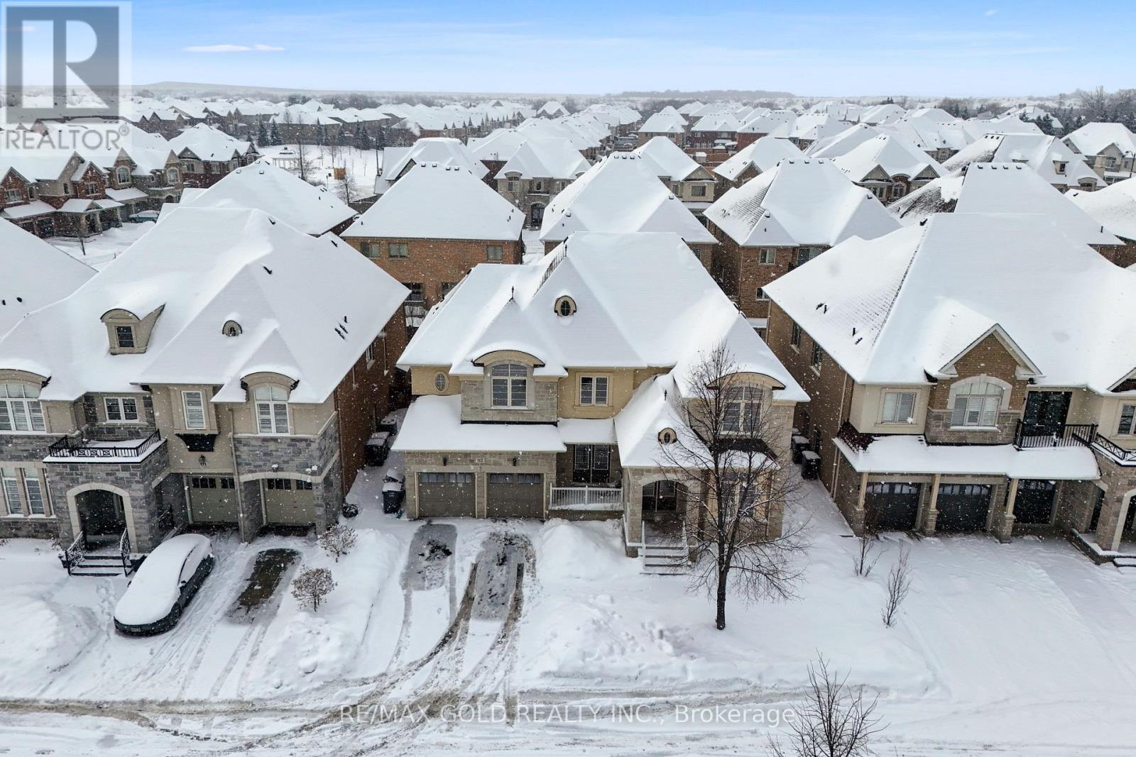 62 Bakersfield Road, Brampton (Vales Of Castlemore), Ontario  L6P 3Y5 - Photo 2 - W12766240