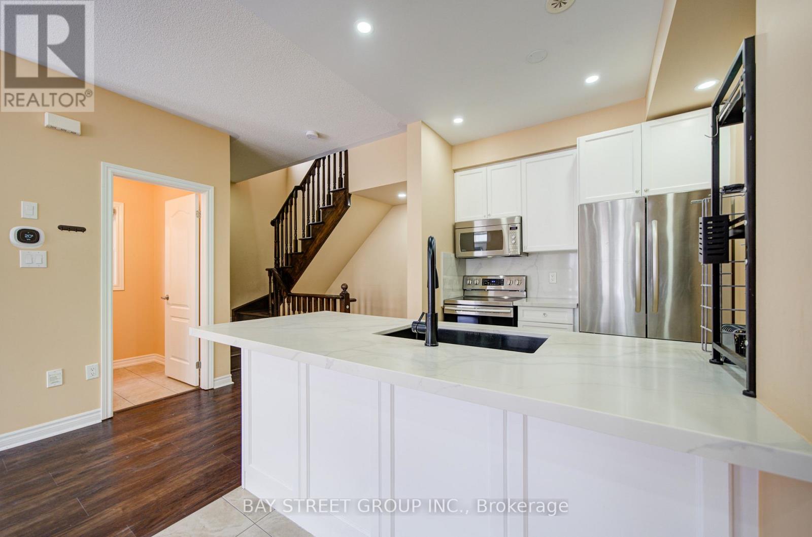 21 - 2435 Greenwich Drive, Oakville, Ontario  L6M 0S4 - Photo 14 - W12768812