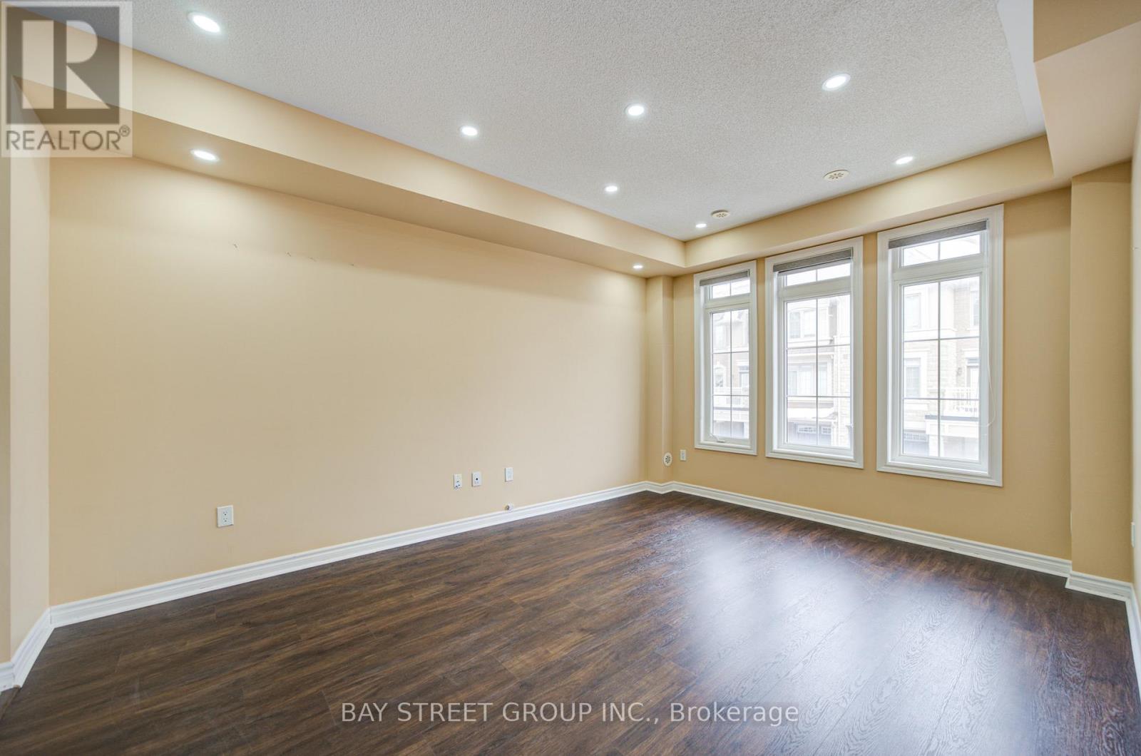 21 - 2435 Greenwich Drive, Oakville, Ontario  L6M 0S4 - Photo 18 - W12768812