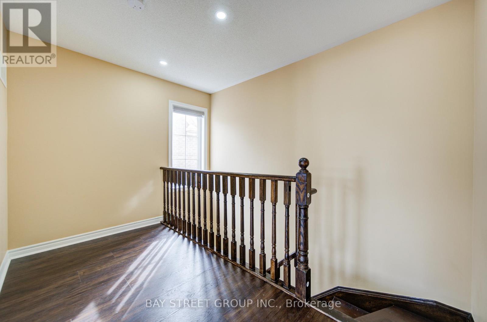 21 - 2435 Greenwich Drive, Oakville, Ontario  L6M 0S4 - Photo 27 - W12768812