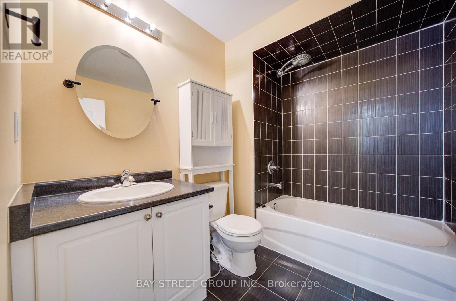 21 - 2435 Greenwich Drive, Oakville, Ontario  L6M 0S4 - Photo 30 - W12768812