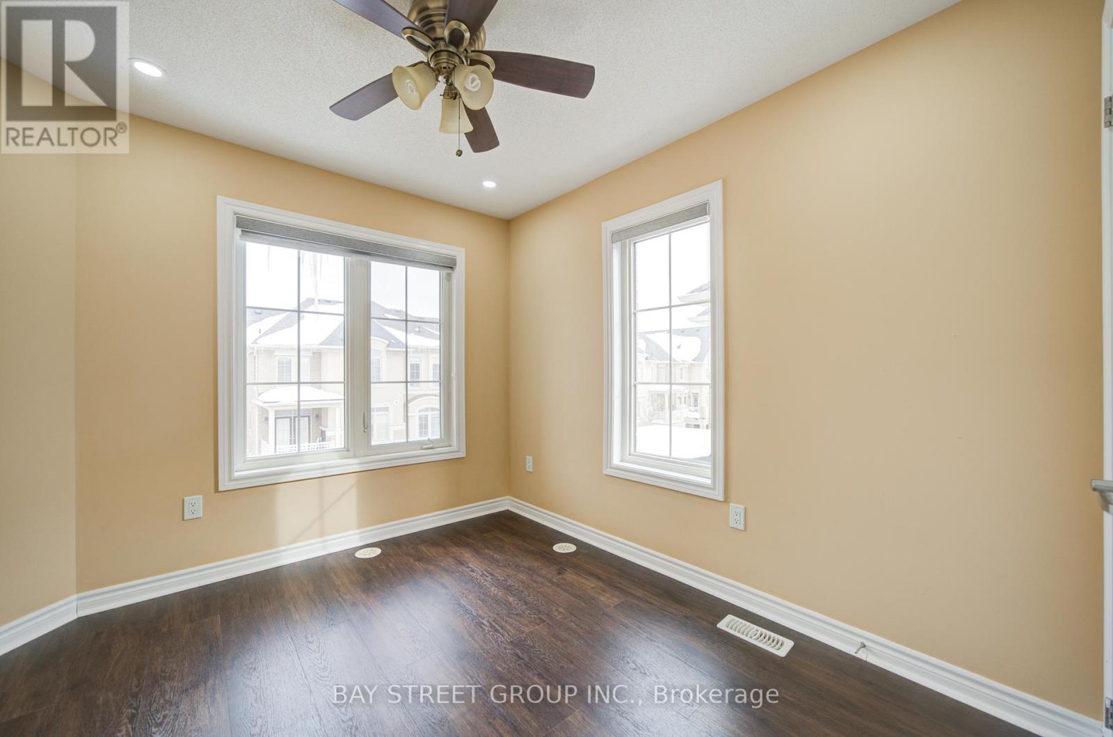 21 - 2435 Greenwich Drive, Oakville, Ontario  L6M 0S4 - Photo 31 - W12768812