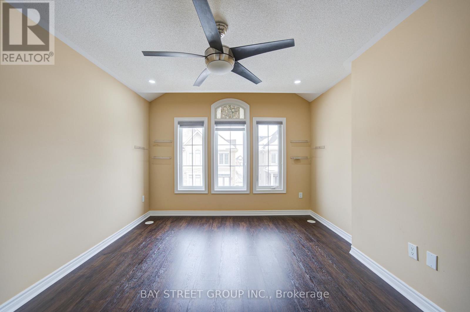 21 - 2435 Greenwich Drive, Oakville, Ontario  L6M 0S4 - Photo 35 - W12768812