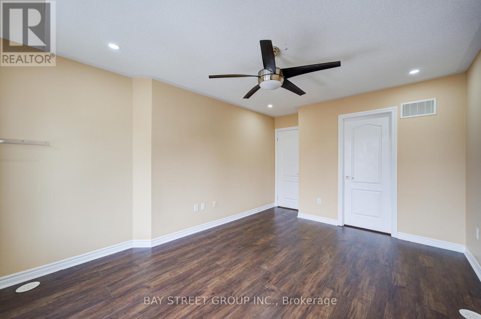 21 - 2435 Greenwich Drive, Oakville, Ontario  L6M 0S4 - Photo 37 - W12768812