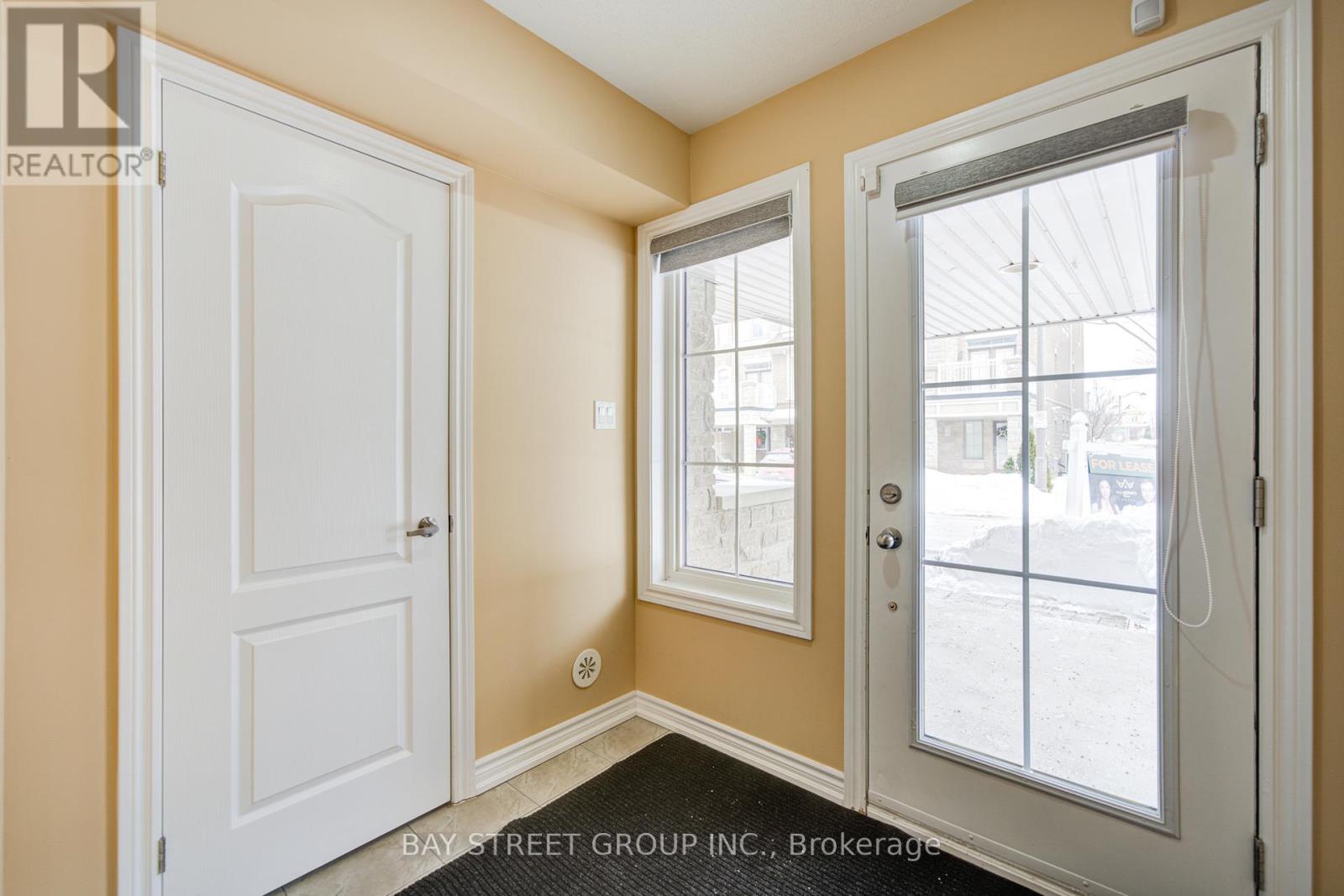 21 - 2435 Greenwich Drive, Oakville, Ontario  L6M 0S4 - Photo 6 - W12768812