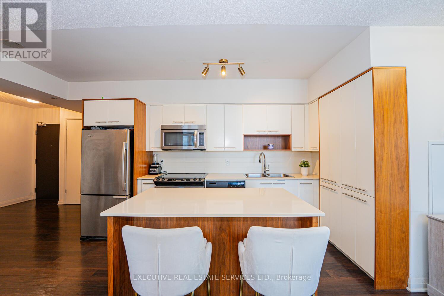 1804 - 5 Valhalla Inn Road, Toronto (Islington-City Centre West), Ontario  M9B 1S9 - Photo 16 - W12768814