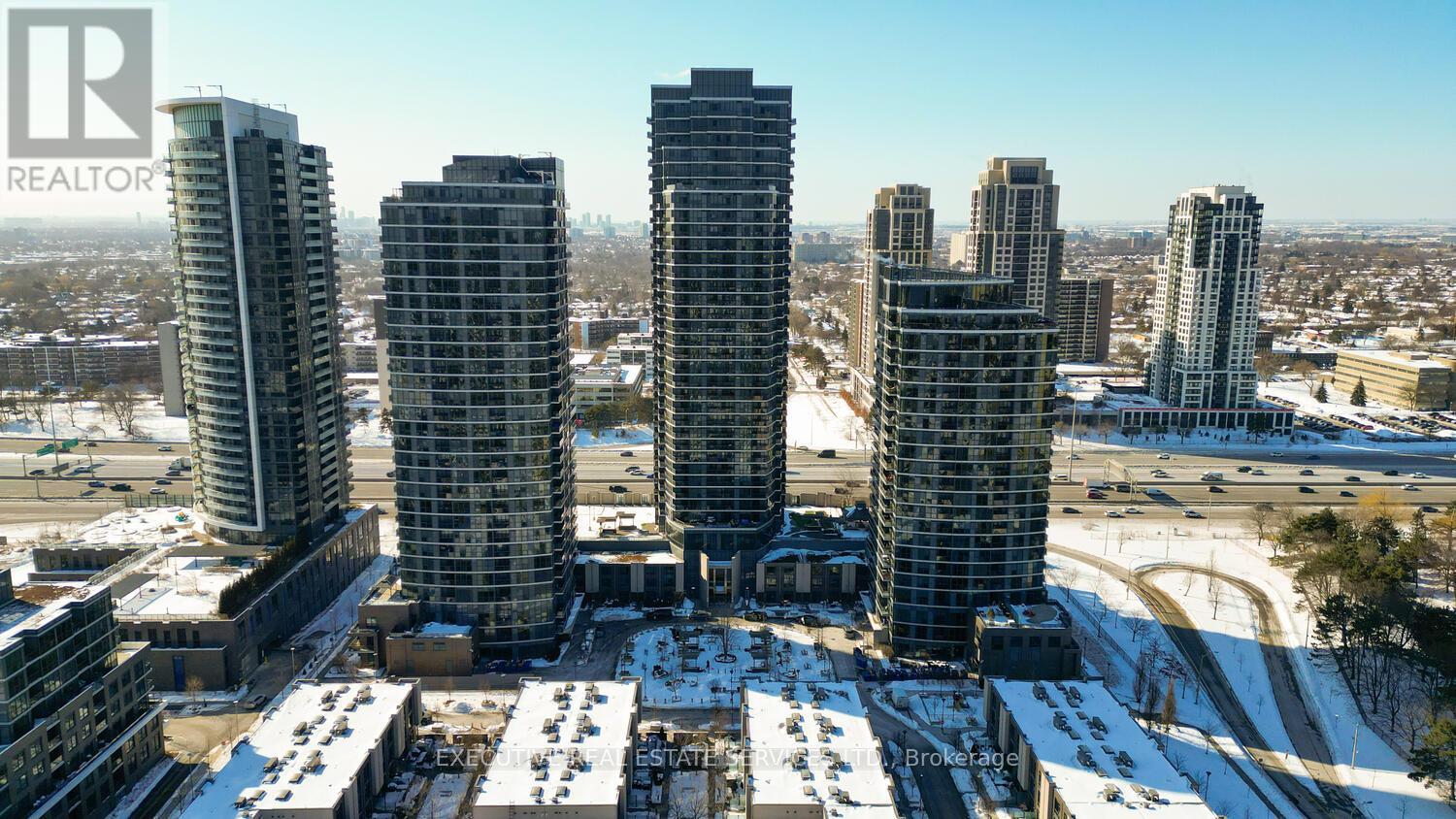 1804 - 5 Valhalla Inn Road, Toronto (Islington-City Centre West), Ontario  M9B 1S9 - Photo 2 - W12768814