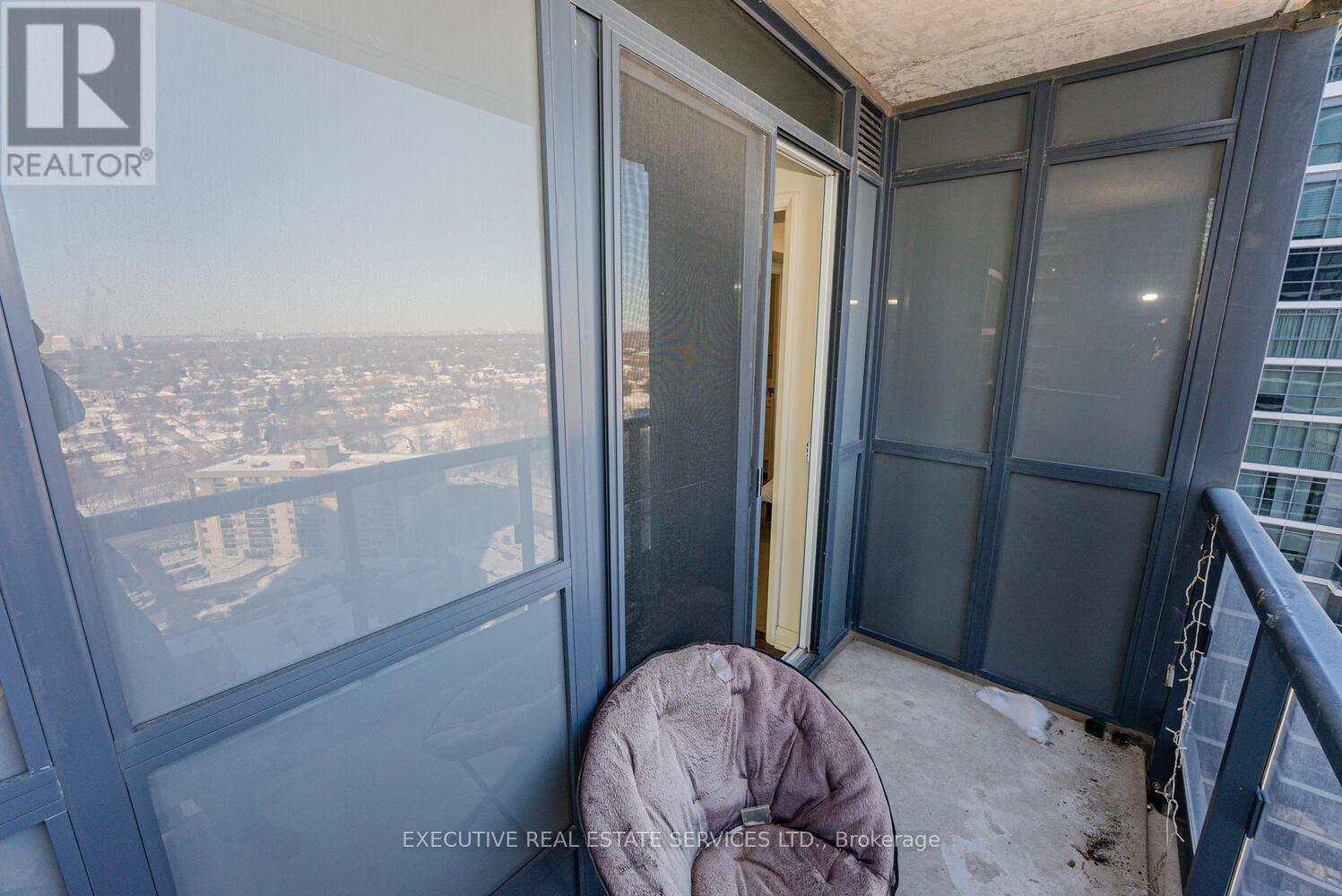 1804 - 5 Valhalla Inn Road, Toronto (Islington-City Centre West), Ontario  M9B 1S9 - Photo 31 - W12768814