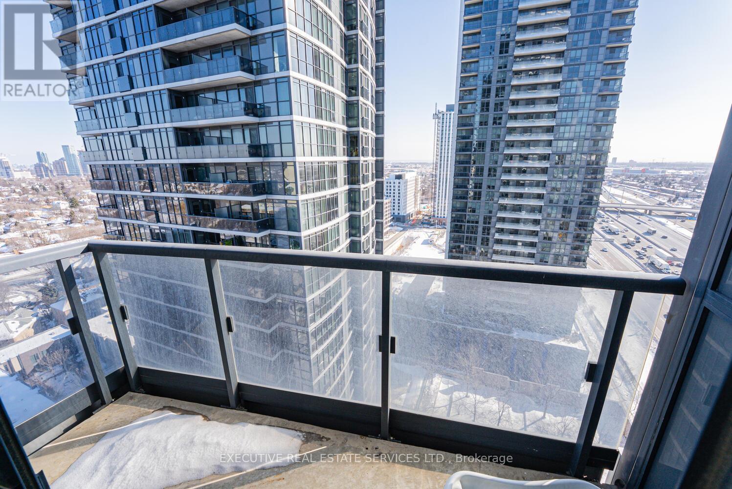 1804 - 5 Valhalla Inn Road, Toronto (Islington-City Centre West), Ontario  M9B 1S9 - Photo 32 - W12768814