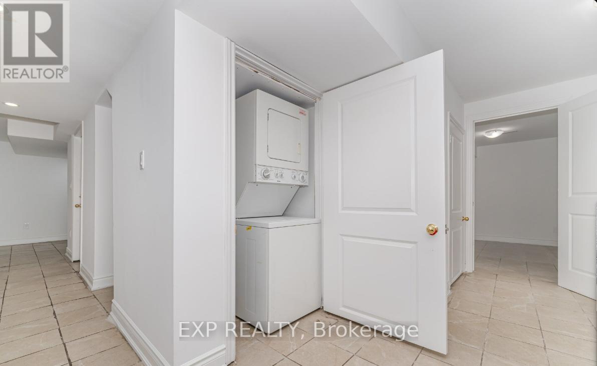 46 Kershaw Street, Brampton (Fletcher's Meadow), Ontario  L7A 2A5 - Photo 6 - W12768834