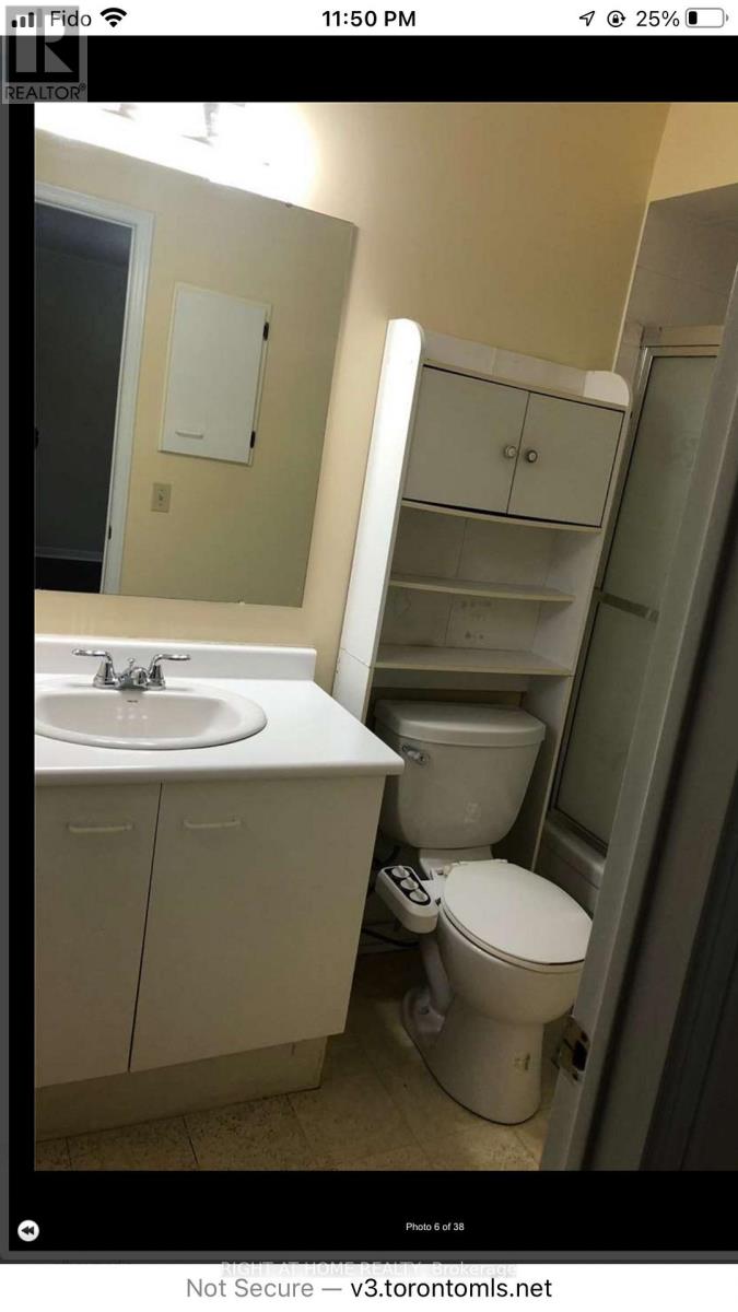 73 - 6050 Bidwell Trail, Mississauga (East Credit), Ontario  L5V 1V6 - Photo 11 - W12768846