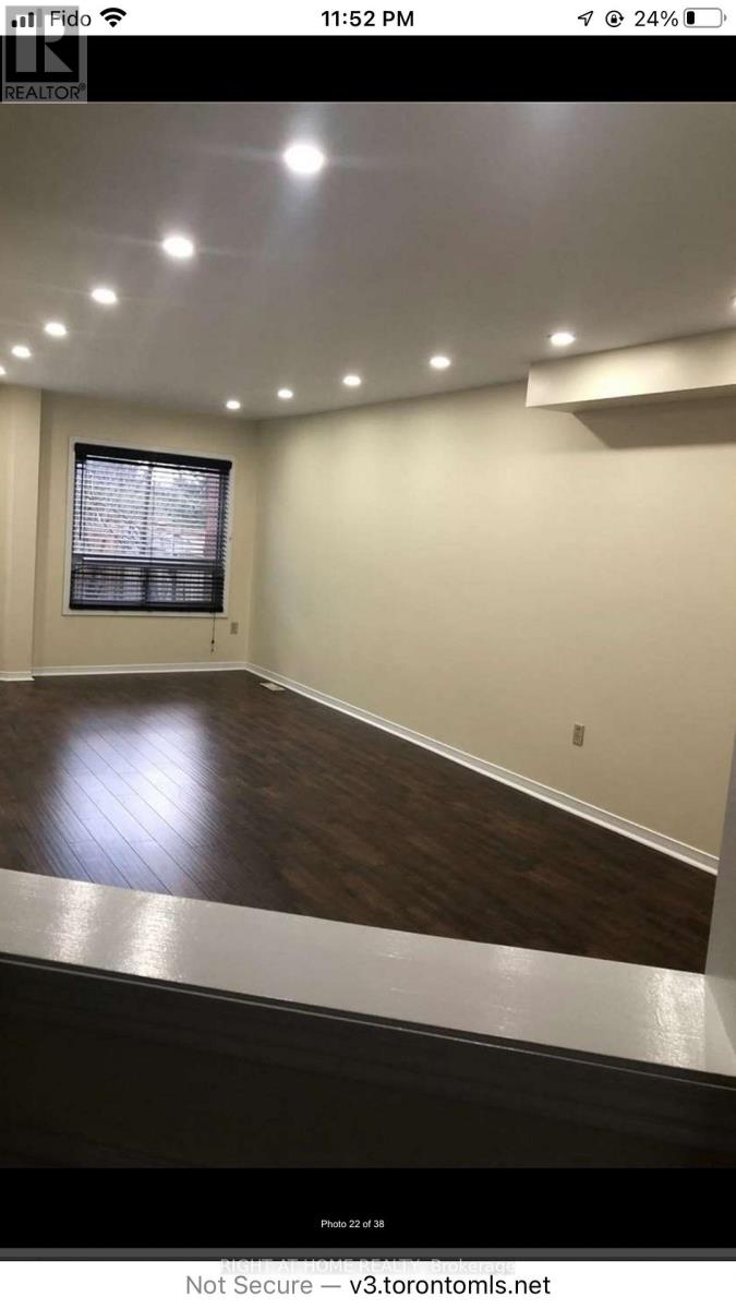 73 - 6050 Bidwell Trail, Mississauga (East Credit), Ontario  L5V 1V6 - Photo 6 - W12768846