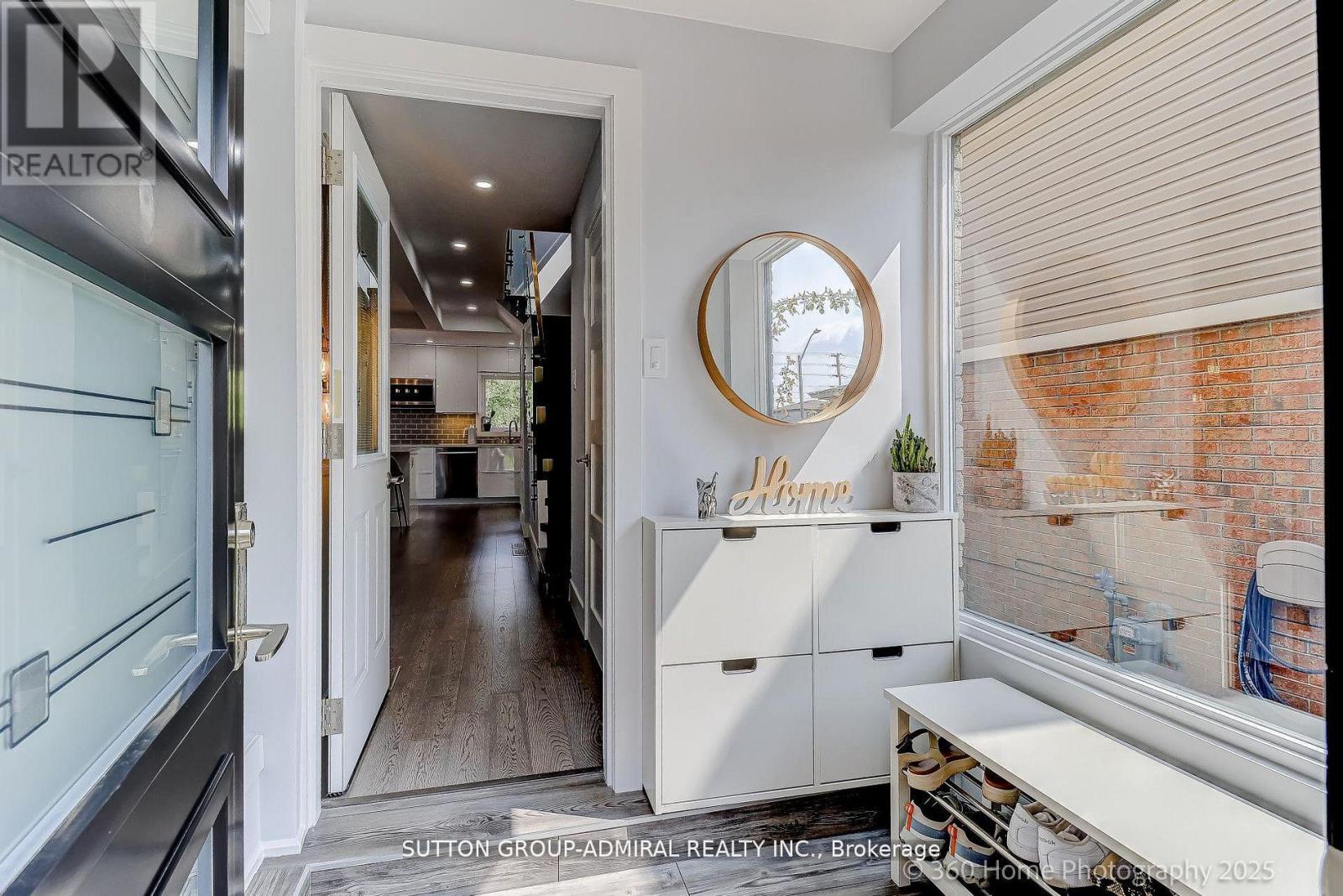 709 Greycedar Crescent, Mississauga (Rathwood), Ontario  L4W 3J4 - Photo 12 - W12768854